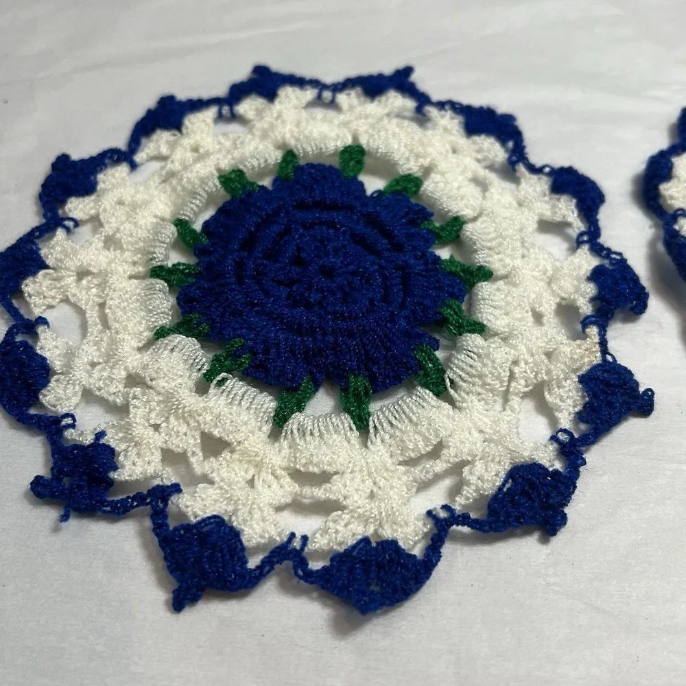 2 hand crochet matching‎ doilies white Blue Green Handmade Vintage Granny Chic